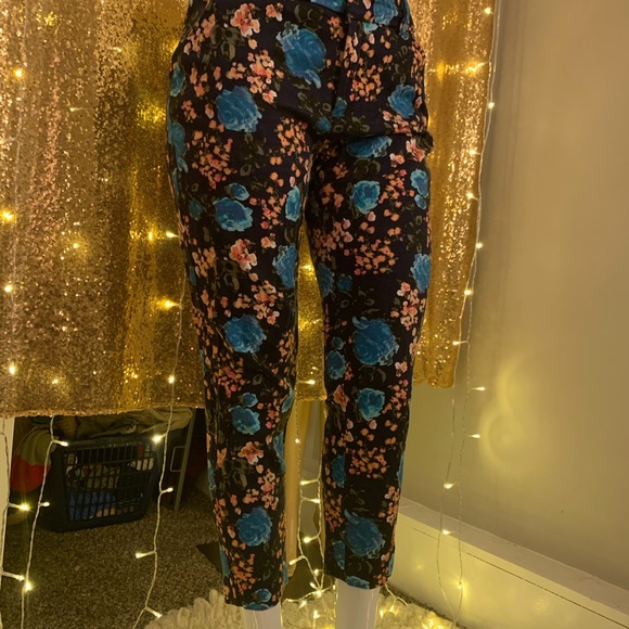 Merona 🎀 Floral Ankle Capri - Picture 2 of 8